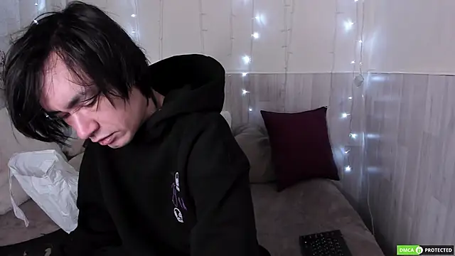 CalvinOwens online show from November 11, 2025, 3:12 am