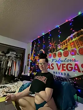 Snapshot of SidneyRaee chatting on December 26, 2024, 6:54 pm SidneyRaee online show from December 26, 2024, 6:54 pm
