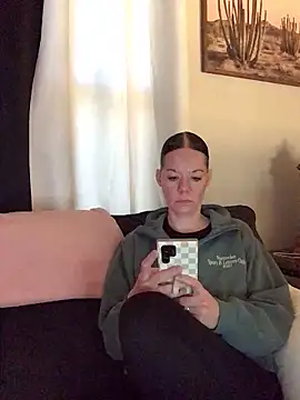 SidneyRaee online show from February 27, 2026, 4:07 pm