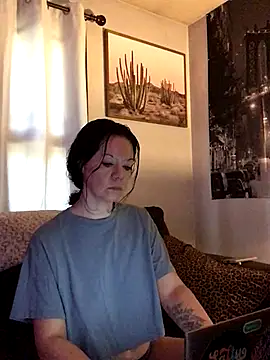 Snapshot of SidneyRaee chatting on September 12, 2025, 3:45 pm SidneyRaee online show from September 12, 2025, 3:45 pm
