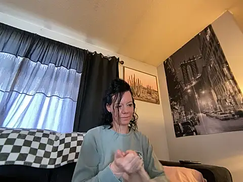 Snapshot of SidneyRaee chatting on December 5, 2024, 5:12 pm SidneyRaee online show from December 5, 2024, 5:12 pm