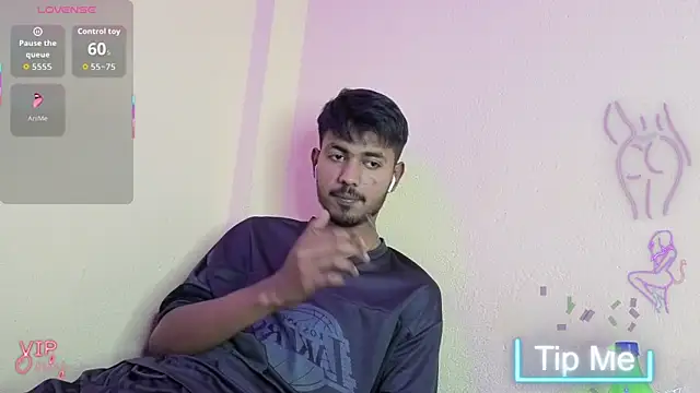 Snapshot of just_fucks chatting on February 8, 2026, 7:33 pm just fucks online show from February 8, 2026, 7:33 pm