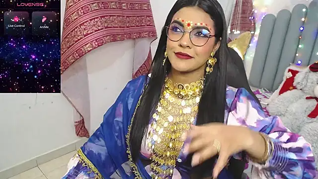 lakshmiraniii online show from November 26, 2025, 7:25 pm