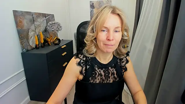 Sinty Devis online show from March 21, 2026, 4:25 am