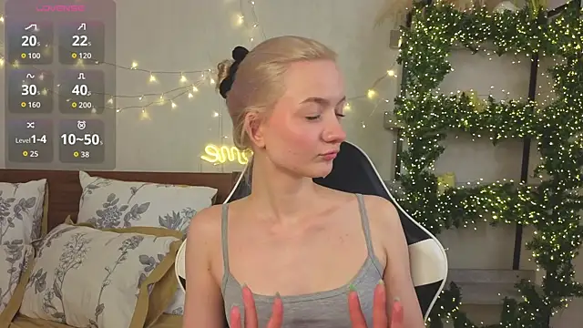 IdaValenti online show from March 14, 2026, 11:22 pm