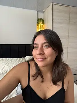 Nina-Eros1 online show from February 16, 2026, 8:40 pm