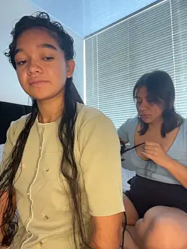 Nina-Eros1 online show from November 26, 2025, 2:39 pm