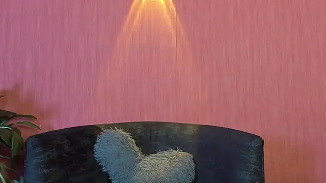 kassandra james online show from March 5, 2026, 2:24 pm