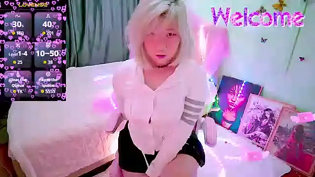 Akemilun online show from March 20, 2026, 4:52 pm