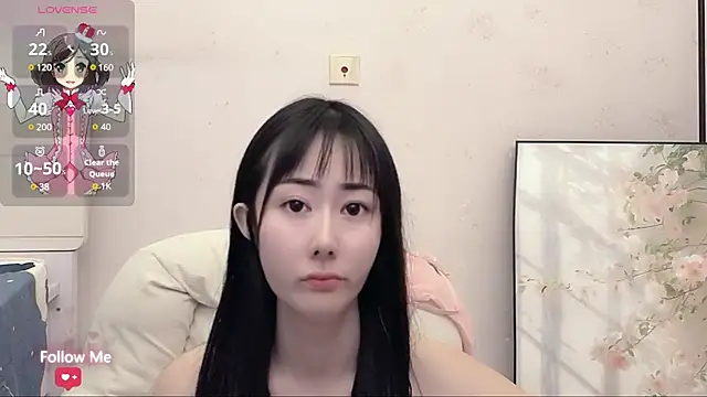 qiqi-- online show from February 27, 2025, 2:10 pm