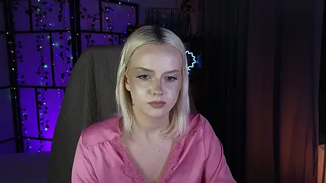 Snapshot of ImBonBon chatting on May 6, 2026, 2:37 am ImBonBon online show from May 6, 2026, 2:37 am