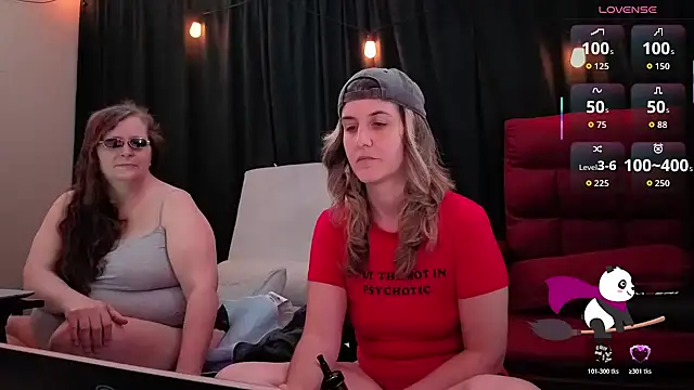 Sexy Mama-69 online show from October 26, 2025, 4:18 pm