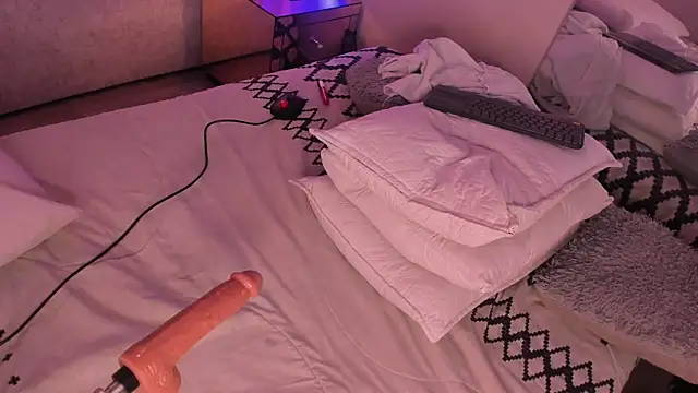 VioletaAbel online show from October 26, 2025, 11:43 am