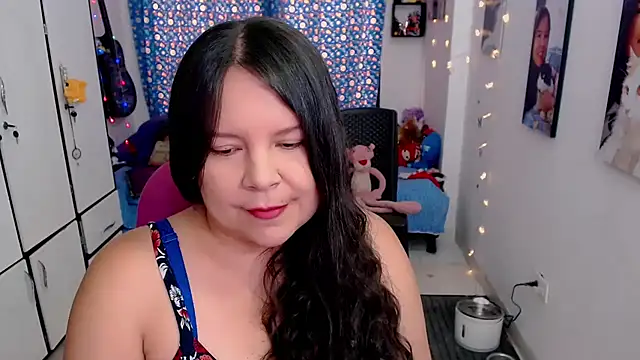 claryssa  online show from September 18, 2025, 8:12 pm