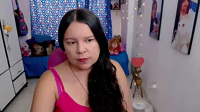 claryssa  online show from March 6, 2026, 6:14 pm