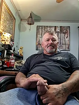 bigdoog8 online show from July 8, 2026, 1:30 am