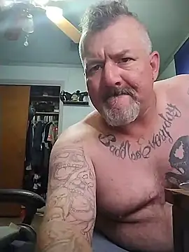bigdoog8 online show from June 8, 2026, 10:21 pm