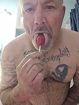 bigdoog8 online show from June 19, 2026, 7:25 am