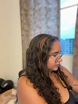 CurlyGirl 1 online show from July 4, 2026, 11:20 pm