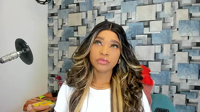 Snapshot of angel_dthroatt chatting on June 1, 2026, 12:05 pm angel dthroatt online show from June 1, 2026, 12:05 pm
