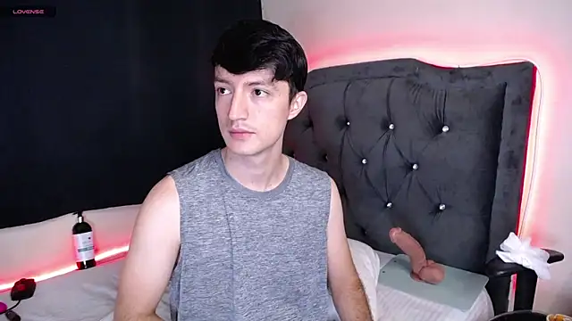 henry diiaz online show from December 4, 2025, 5:39 am