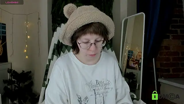 Melissa Wells online show from March 7, 2026, 9:42 pm