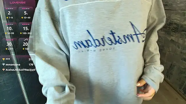 Snapshot of NicolRoss_ chatting on February 26, 2025, 4:27 pm NicolRoss online show from February 26, 2025, 4:27 pm
