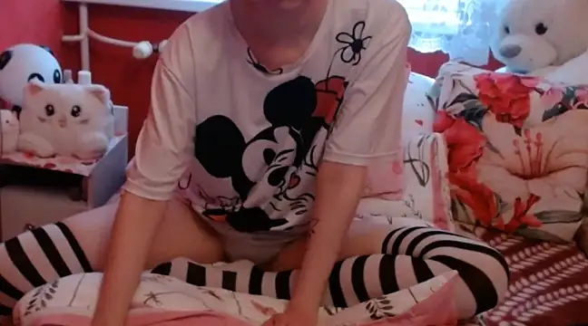 Snapshot of lovely_nekochan chatting on March 3, 2025, 7:03 am lovely nekochan online show from March 3, 2025, 7:03 am