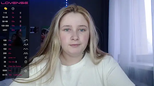 Light Luna online show from November 3, 2025, 10:08 am