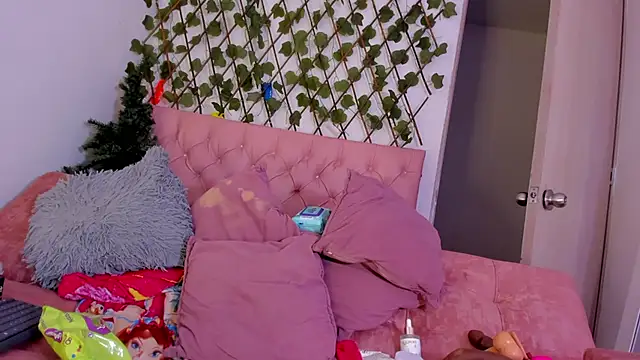 kimmysantoo online show from October 28, 2025, 7:18 am