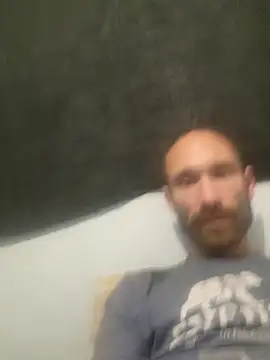 Johnnyw151 online show from October 21, 2025, 2:05 pm