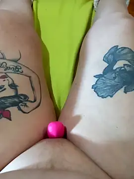 Snapshot of Hotsereia chatting on February 16, 2025, 4:42 am Hotsereia online show from February 16, 2025, 4:42 am