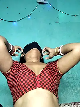 Luv Adite20 online show from March 6, 2025, 5:43 pm