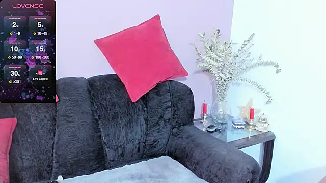 Snapshot of lenna__lujan05 chatting on February 4, 2025, 8:46 am lenna  lujan05 online show from February 4, 2025, 8:46 am