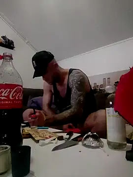 Snapshot of eltoulou chatting on March 18, 2025, 2:29 am eltoulou online show from March 18, 2025, 2:29 am