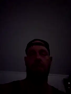 Snapshot of eltoulou chatting on February 19, 2025, 11:36 pm eltoulou online show from February 19, 2025, 11:36 pm