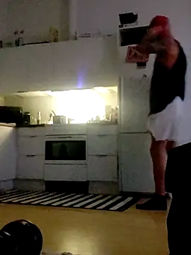 Snapshot of eltoulou chatting on March 6, 2025, 11:31 pm eltoulou online show from March 6, 2025, 11:31 pm