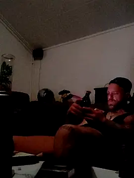 Snapshot of eltoulou chatting on March 5, 2025, 2:46 am eltoulou online show from March 5, 2025, 2:46 am