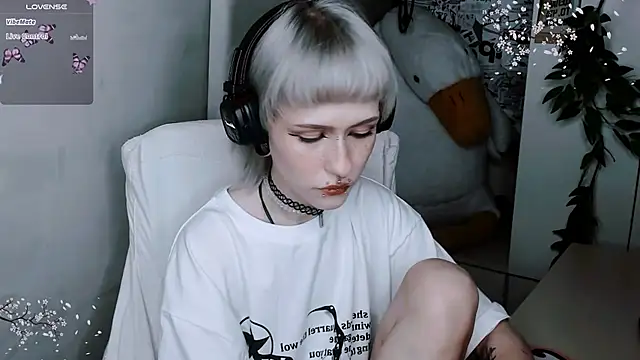 say mary online show from November 5, 2025, 4:54 pm