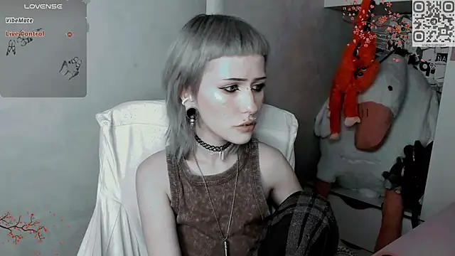 say mary online show from November 12, 2025, 5:17 pm