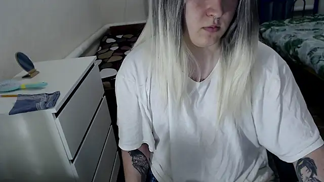 EvaMiron online show from March 28, 2026, 4:30 pm