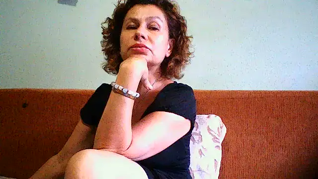 Mat Elenore online show from July 25, 2026, 8:55 am
