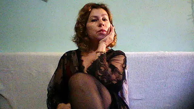 Mat Elenore online show from October 10, 2025, 5:19 am