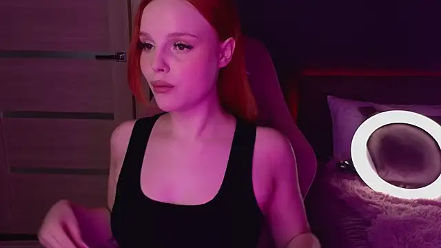 KristiRosee online show from February 7, 2025, 8:11 am