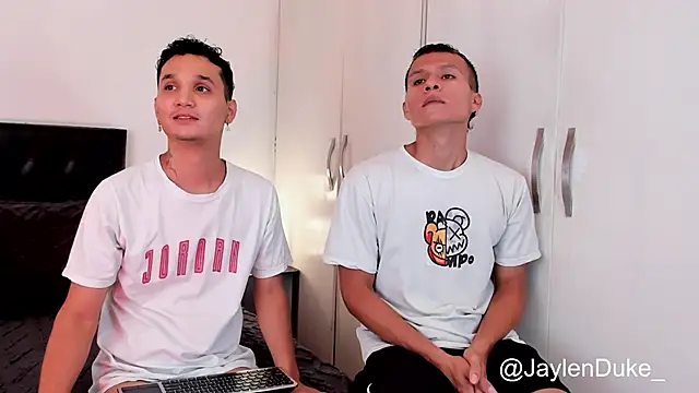 Snapshot of jaylen_and_duke chatting on February 10, 2026, 11:09 am jaylen and duke online show from February 10, 2026, 11:09 am