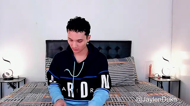 jaylen and duke online show from December 16, 2025, 11:03 am