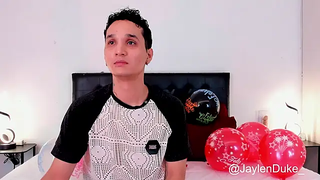 jaylen and duke online show from December 21, 2025, 11:12 am