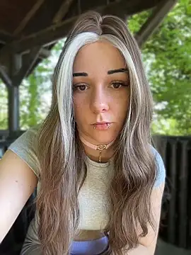 kinkygirl420x online show from April 17, 2026, 11:46 am