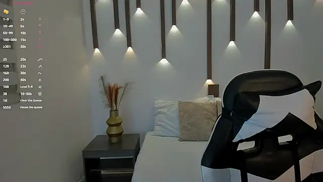 megan cooper28 online show from November 22, 2025, 2:10 am