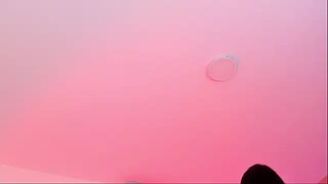 Snapshot of rose_saenz chatting on October 17, 2025, 7:37 pm rose saenz online show from October 17, 2025, 7:37 pm